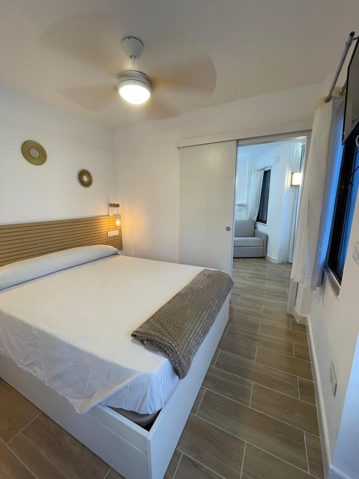 Suite Panoramic Benidorm Exterior photo
